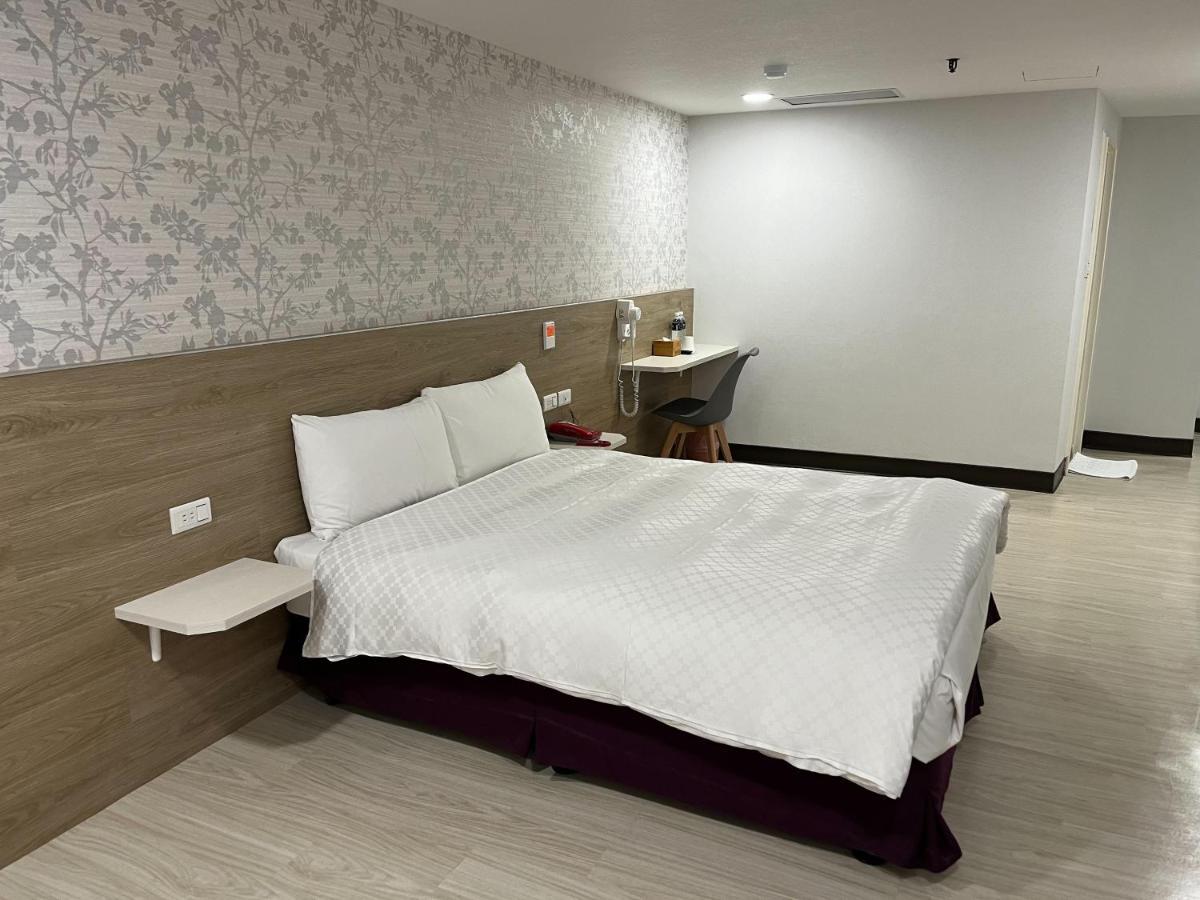 Lan Yin Tie Dao Hotel Tajnan Kültér fotó