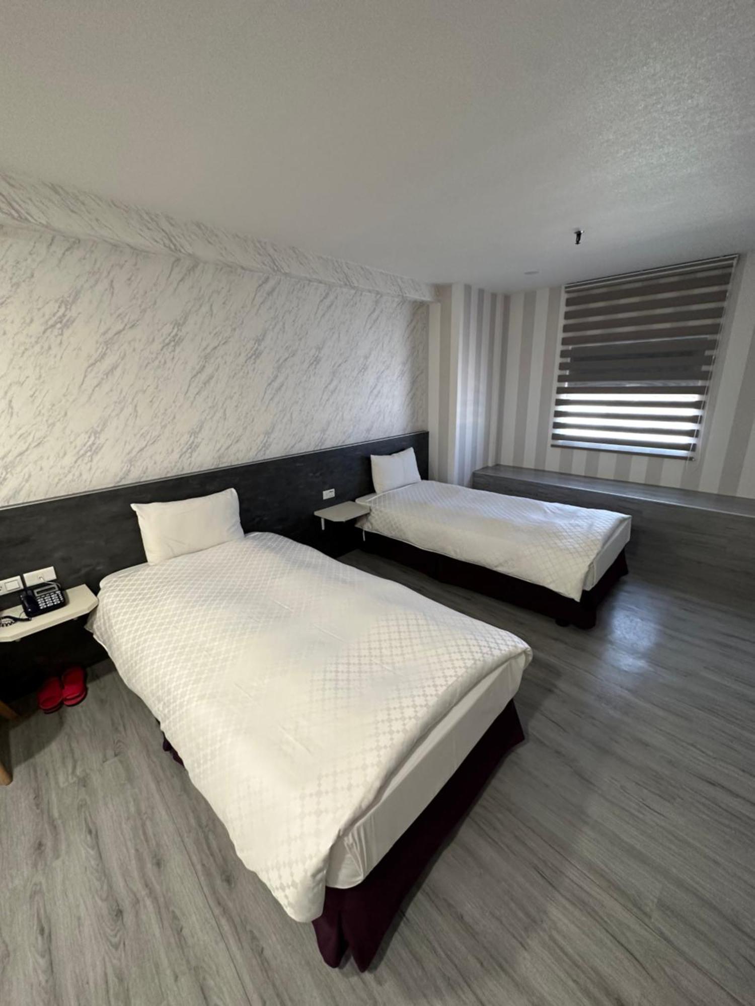 Lan Yin Tie Dao Hotel Tajnan Kültér fotó