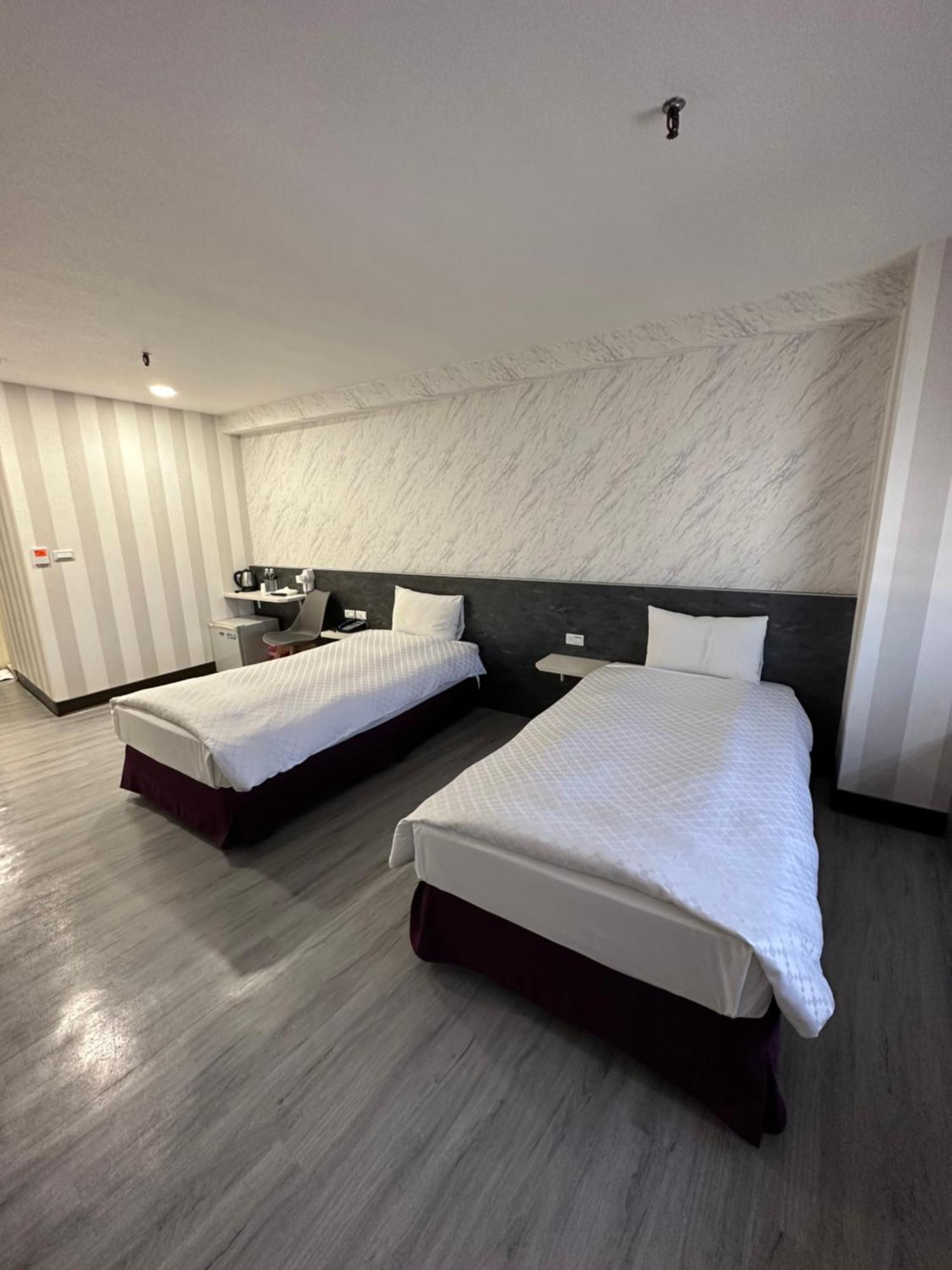 Lan Yin Tie Dao Hotel Tajnan Kültér fotó