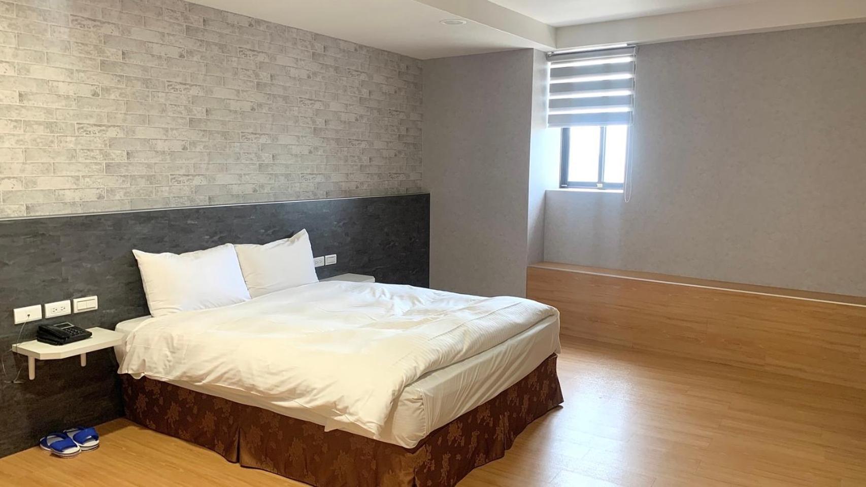 Lan Yin Tie Dao Hotel Tajnan Kültér fotó