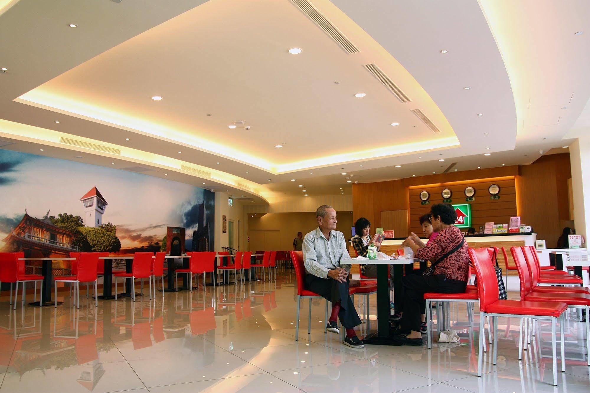 Lan Yin Tie Dao Hotel Tajnan Kültér fotó
