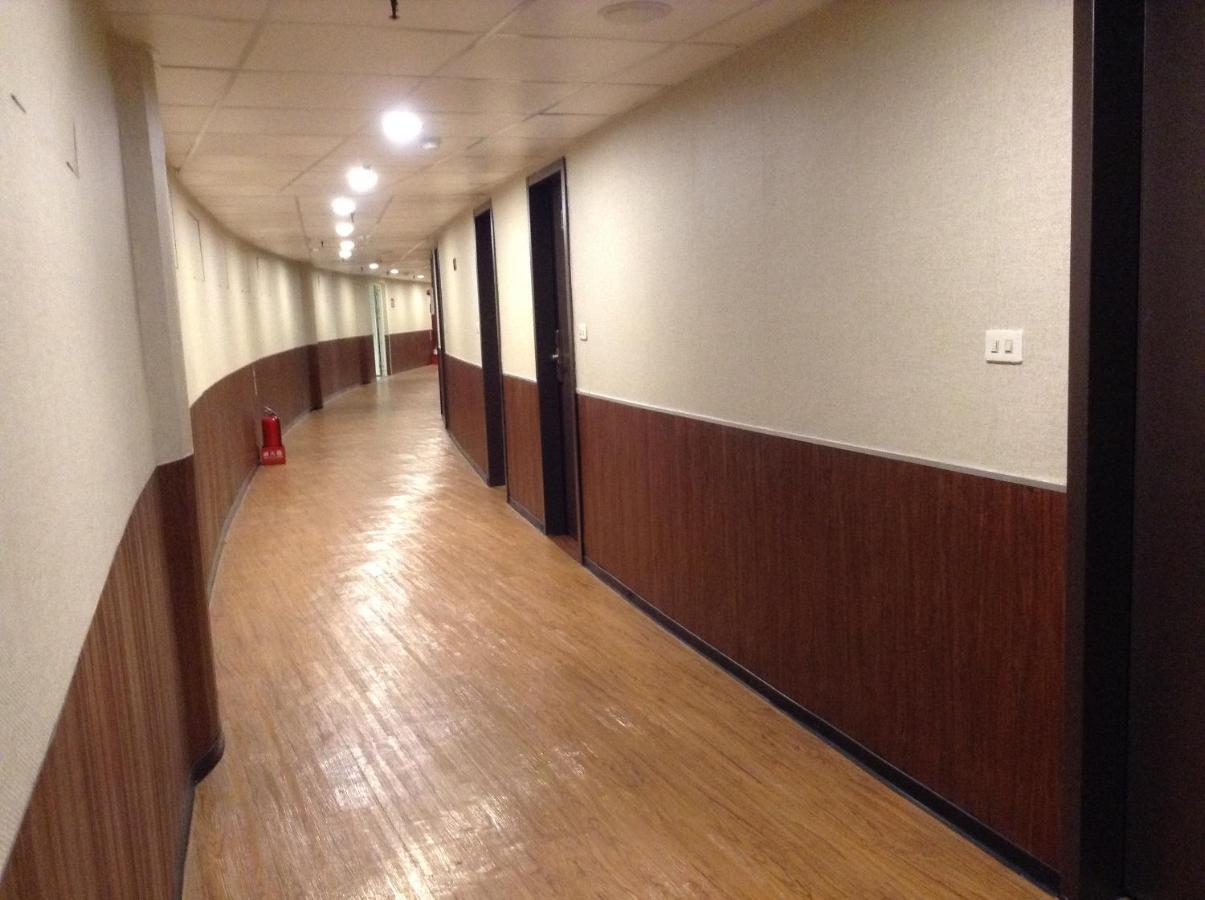 Lan Yin Tie Dao Hotel Tajnan Kültér fotó