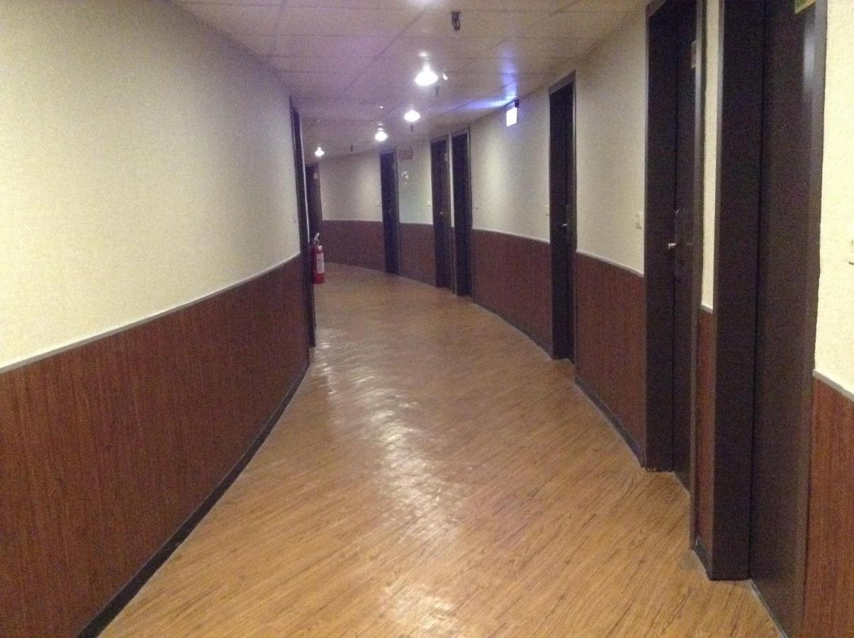 Lan Yin Tie Dao Hotel Tajnan Kültér fotó